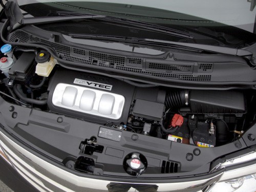 Характеристики автомобиля Honda Elysion 2.4 G aero  lift-up passenger seat 4WD (09.2009 - 10.2010): фото, вместимость, скорость, двигатель, топливо, масса, отзывы