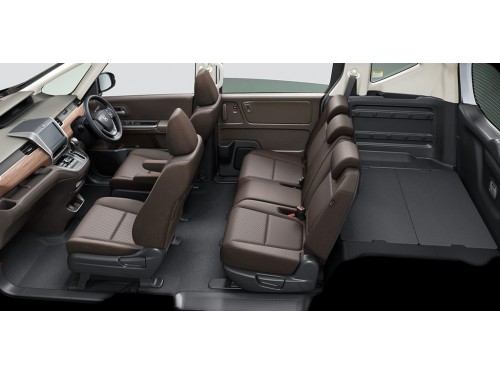 Характеристики автомобиля Honda Freed+ 1.5 CROSSTAR 4WD (06.2022 - н.в.): фото, вместимость, скорость, двигатель, топливо, масса, отзывы