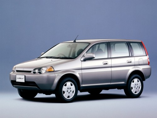 Характеристики автомобиля Honda HR-V 1.6 J4 Player (02.2000 - 06.2001): фото, вместимость, скорость, двигатель, топливо, масса, отзывы