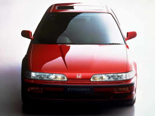 Характеристики автомобиля Honda Integra 1.6 ZXi (04.1989 - 07.1990): фото, вместимость, скорость, двигатель, топливо, масса, отзывы