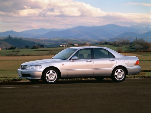 Характеристики автомобиля Honda Legend 3.5 Exclusive (02.1996 - 09.1997): фото, вместимость, скорость, двигатель, топливо, масса, отзывы