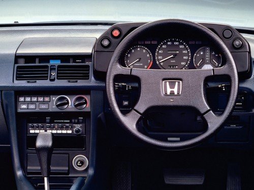 Характеристики автомобиля Honda Legend 2.7 V6Xi Exclusive (09.1987 - 09.1990): фото, вместимость, скорость, двигатель, топливо, масса, отзывы