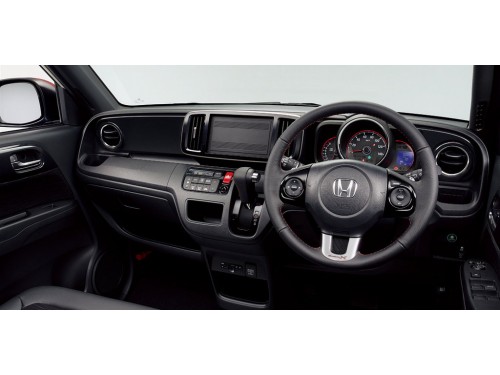 Характеристики автомобиля Honda N-ONE 660 G A Package 4WD (05.2014 - 06.2015): фото, вместимость, скорость, двигатель, топливо, масса, отзывы