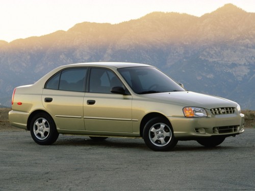 Характеристики автомобиля Hyundai Accent 1.6 MT GL (07.1999 - 03.2003): фото, вместимость, скорость, двигатель, топливо, масса, отзывы