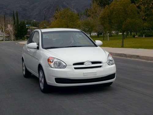 Характеристики автомобиля Hyundai Accent 1.6 AT SE (01.2011 - 01.2011): фото, вместимость, скорость, двигатель, топливо, масса, отзывы