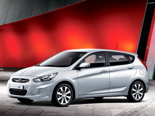 Характеристики автомобиля Hyundai Accent 1.4 VVT AT 2WD Premium (03.2013 - 10.2013): фото, вместимость, скорость, двигатель, топливо, масса, отзывы