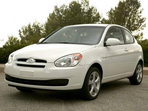 Характеристики автомобиля Hyundai Accent 1.6 MT GL (01.2011 - 01.2011): фото, вместимость, скорость, двигатель, топливо, масса, отзывы