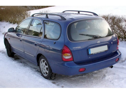Характеристики автомобиля Hyundai Avante 1.5 MT ELS (03.1998 - 04.2000): фото, вместимость, скорость, двигатель, топливо, масса, отзывы