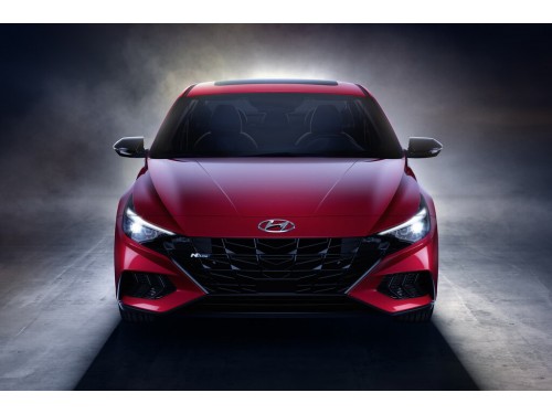 Характеристики автомобиля Hyundai Elantra 1.6 MT 2WD Start (04.2020 - н.в.): фото, вместимость, скорость, двигатель, топливо, масса, отзывы