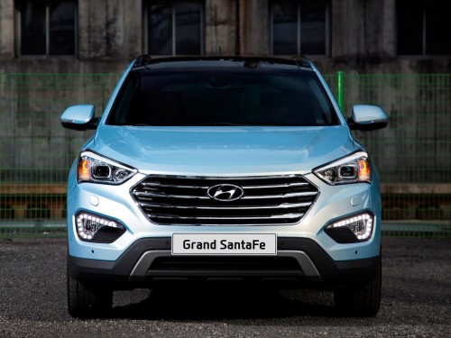 Характеристики автомобиля Hyundai Grand Santa Fe 2.2D AT 4WD Family (03.2014 - 09.2016): фото, вместимость, скорость, двигатель, топливо, масса, отзывы