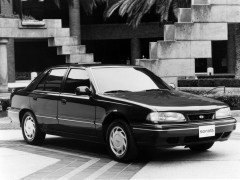 Hyundai Sonata 1.8 AT Base (03.1992 - 05.1993)