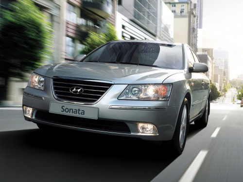 Характеристики автомобиля Hyundai Sonata 2.0 AT Luxury (11.2007 - 08.2009): фото, вместимость, скорость, двигатель, топливо, масса, отзывы