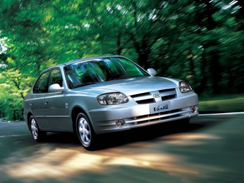 Характеристики автомобиля Hyundai Verna 1.5 MT SOHC (06.1999 - 09.2005): фото, вместимость, скорость, двигатель, топливо, масса, отзывы