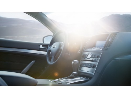 Характеристики автомобиля Infiniti Q60 3.7 AT Sport (05.2014 - 03.2015): фото, вместимость, скорость, двигатель, топливо, масса, отзывы