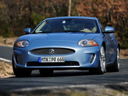 Характеристики автомобиля Jaguar XK 5.0 S/C AT XKR (02.2009 - 02.2011): фото, вместимость, скорость, двигатель, топливо, масса, отзывы
