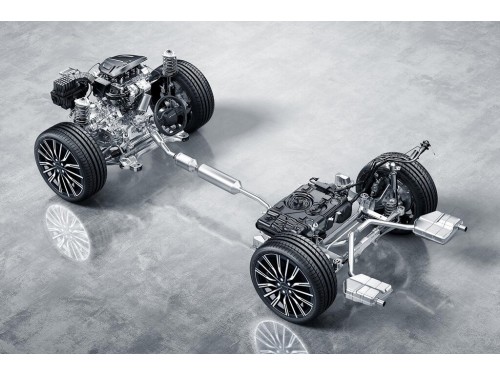 Характеристики автомобиля Jetour X70 Plus 1.6T DCT Comfort (09.2023 - н.в.): фото, вместимость, скорость, двигатель, топливо, масса, отзывы
