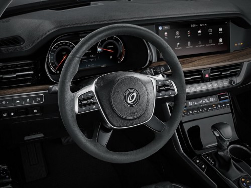 Характеристики автомобиля Kia Mohave 3.0D AT 4WD Masters Gravity Edition 7 seats (05.2020 - н.в.): фото, вместимость, скорость, двигатель, топливо, масса, отзывы