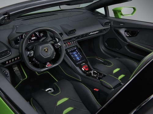 Характеристики автомобиля Lamborghini Huracan 5.2 AMT Evo Spyder (05.2020 - н.в.): фото, вместимость, скорость, двигатель, топливо, масса, отзывы