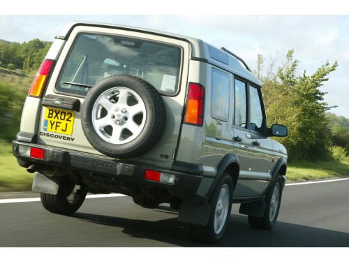 Характеристики автомобиля Land Rover Discovery 2.5 TD MT SE (12.2002 - 09.2004): фото, вместимость, скорость, двигатель, топливо, масса, отзывы