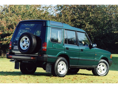 Характеристики автомобиля Land Rover Discovery 2.0 MPI MT (02.1994 - 08.1998): фото, вместимость, скорость, двигатель, топливо, масса, отзывы