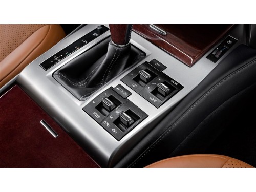 Характеристики автомобиля Lexus GX460 4.6 AT Executive 7S (09.2013 - 04.2019): фото, вместимость, скорость, двигатель, топливо, масса, отзывы