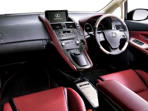 Характеристики автомобиля Lexus HS250h 250h Version C (06.2014 - 07.2015): фото, вместимость, скорость, двигатель, топливо, масса, отзывы