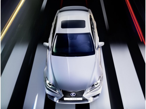 Характеристики автомобиля Lexus IS300h 2.5h CVT Luxury 2 (06.2013 - 10.2015): фото, вместимость, скорость, двигатель, топливо, масса, отзывы