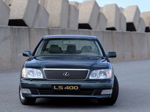 Характеристики автомобиля Lexus LS400 4.0 AT (09.1997 - 07.2000): фото, вместимость, скорость, двигатель, топливо, масса, отзывы