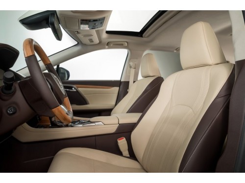 Характеристики автомобиля Lexus RX350L 3.5 AT Premium (01.2018 - 10.2019): фото, вместимость, скорость, двигатель, топливо, масса, отзывы