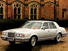 Lincoln Continental 5.0 AT Givenchy Designer Series (02.1981 - 10.1982)
