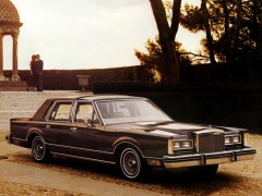 Lincoln Continental 5.0 AT (09.1979 - 08.1980)