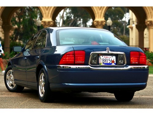 Характеристики автомобиля Lincoln LS 3.0 AT LS V6 w/Sport Pkg (06.2001 - 05.2002): фото, вместимость, скорость, двигатель, топливо, масса, отзывы