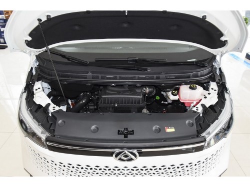 Характеристики автомобиля Maxus V70 2.0T AT Elite (L2H1 6/7 Seats) (03.2023 - н.в.): фото, вместимость, скорость, двигатель, топливо, масса, отзывы