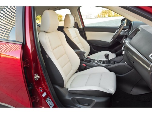 Характеристики автомобиля Mazda CX-5 2.2D AT Sports-Line (01.2015 - 03.2017): фото, вместимость, скорость, двигатель, топливо, масса, отзывы