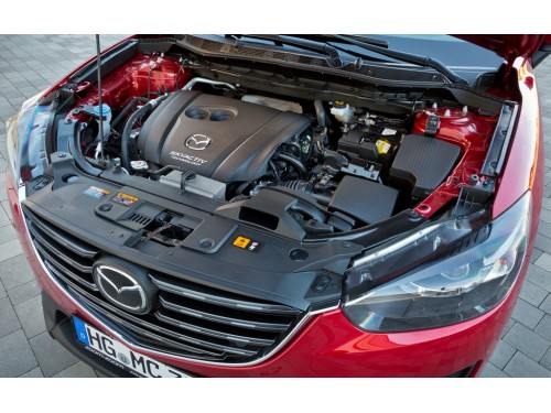 Характеристики автомобиля Mazda CX-5 2.2D AT Exclusive-Line (01.2015 - 03.2017): фото, вместимость, скорость, двигатель, топливо, масса, отзывы