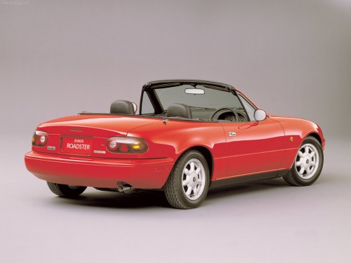 Характеристики автомобиля Mazda Eunos Roadster 1.6 (03.1990 - 06.1991): фото, вместимость, скорость, двигатель, топливо, масса, отзывы
