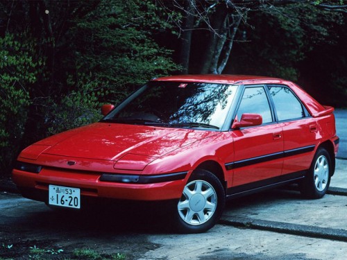 Характеристики автомобиля Mazda Familia 1.5 Astina (02.1993 - 05.1994): фото, вместимость, скорость, двигатель, топливо, масса, отзывы