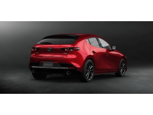Характеристики автомобиля Mazda Mazda3 1.5 15S (06.2023 - н.в.): фото, вместимость, скорость, двигатель, топливо, масса, отзывы
