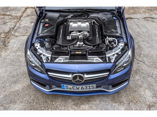 Характеристики автомобиля Mercedes-Benz C-Class C 180 AT AMG Line (02.2014 - 09.2016): фото, вместимость, скорость, двигатель, топливо, масса, отзывы