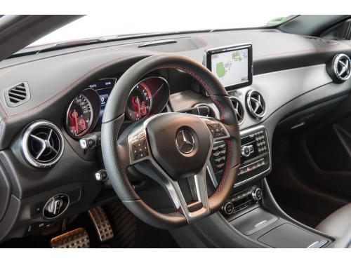 Характеристики автомобиля Mercedes-Benz CLA-Class CLA 180 CDI MT (11.2013 - 04.2016): фото, вместимость, скорость, двигатель, топливо, масса, отзывы