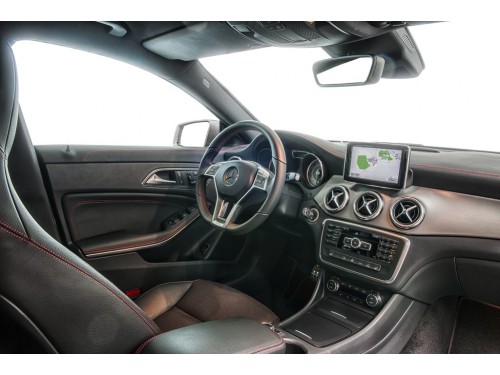 Характеристики автомобиля Mercedes-Benz CLA-Class CLA 180 CDI MT (11.2013 - 04.2016): фото, вместимость, скорость, двигатель, топливо, масса, отзывы