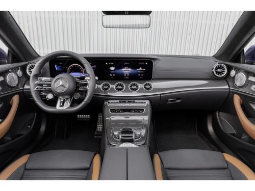 Характеристики автомобиля Mercedes-Benz E-Class E 400 d AТ 4MATIC AMG Line (10.2020 - 08.2023): фото, вместимость, скорость, двигатель, топливо, масса, отзывы