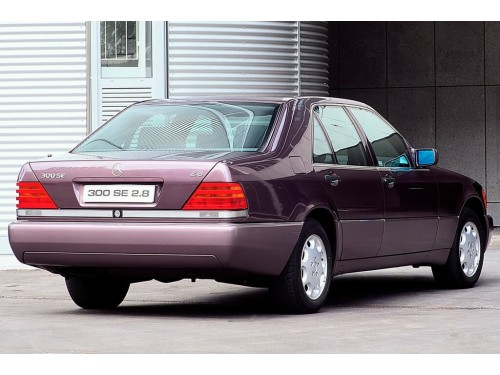 Характеристики автомобиля Mercedes-Benz S-Class S600 (01.1991 - 03.1994): фото, вместимость, скорость, двигатель, топливо, масса, отзывы