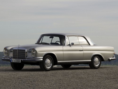 Характеристики автомобиля Mercedes-Benz W111 3.5 MT 280 SE 3.5 (08.1969 - 05.1971): фото, вместимость, скорость, двигатель, топливо, масса, отзывы