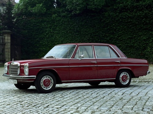 Характеристики автомобиля Mercedes-Benz W115 2.0 MT 200 (01.1968 - 08.1973): фото, вместимость, скорость, двигатель, топливо, масса, отзывы