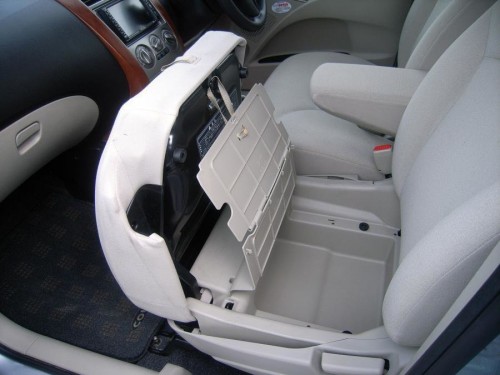 Характеристики автомобиля Mitsubishi Colt Plus 1.5 G (11.2005 - 04.2006): фото, вместимость, скорость, двигатель, топливо, масса, отзывы