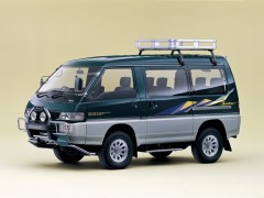 Mitsubishi Delica 2.4 Exceed crystal lite roof (06.1993 - 09.1997)
