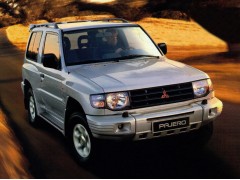Mitsubishi Pajero 2.5 TD AT GLX (05.1997 - 10.1999)