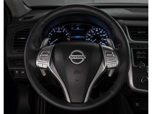 Характеристики автомобиля Nissan Altima 2.5 CVT SR (02.2015 - 07.2018): фото, вместимость, скорость, двигатель, топливо, масса, отзывы