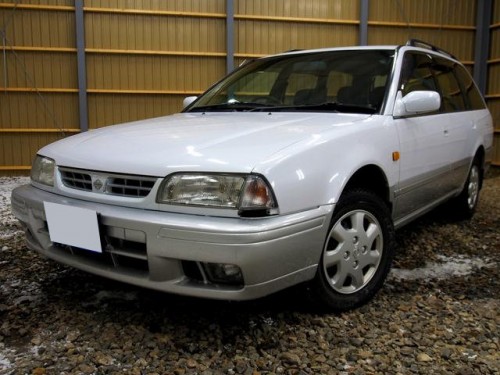 Характеристики автомобиля Nissan Avenir Salut 1.8 X (08.1995 - 12.1996): фото, вместимость, скорость, двигатель, топливо, масса, отзывы
